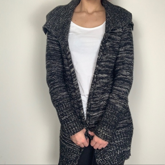 Forever 21 Black Long Sweater - Picture 1 of 14